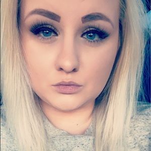 Meet your Posher, Skylar